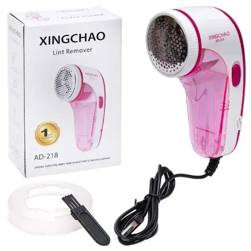 XINGCHAO Lint Remover AD-218 Pink White Portable Fabric Shaver USB Rechargeable with 3 Steel Blades